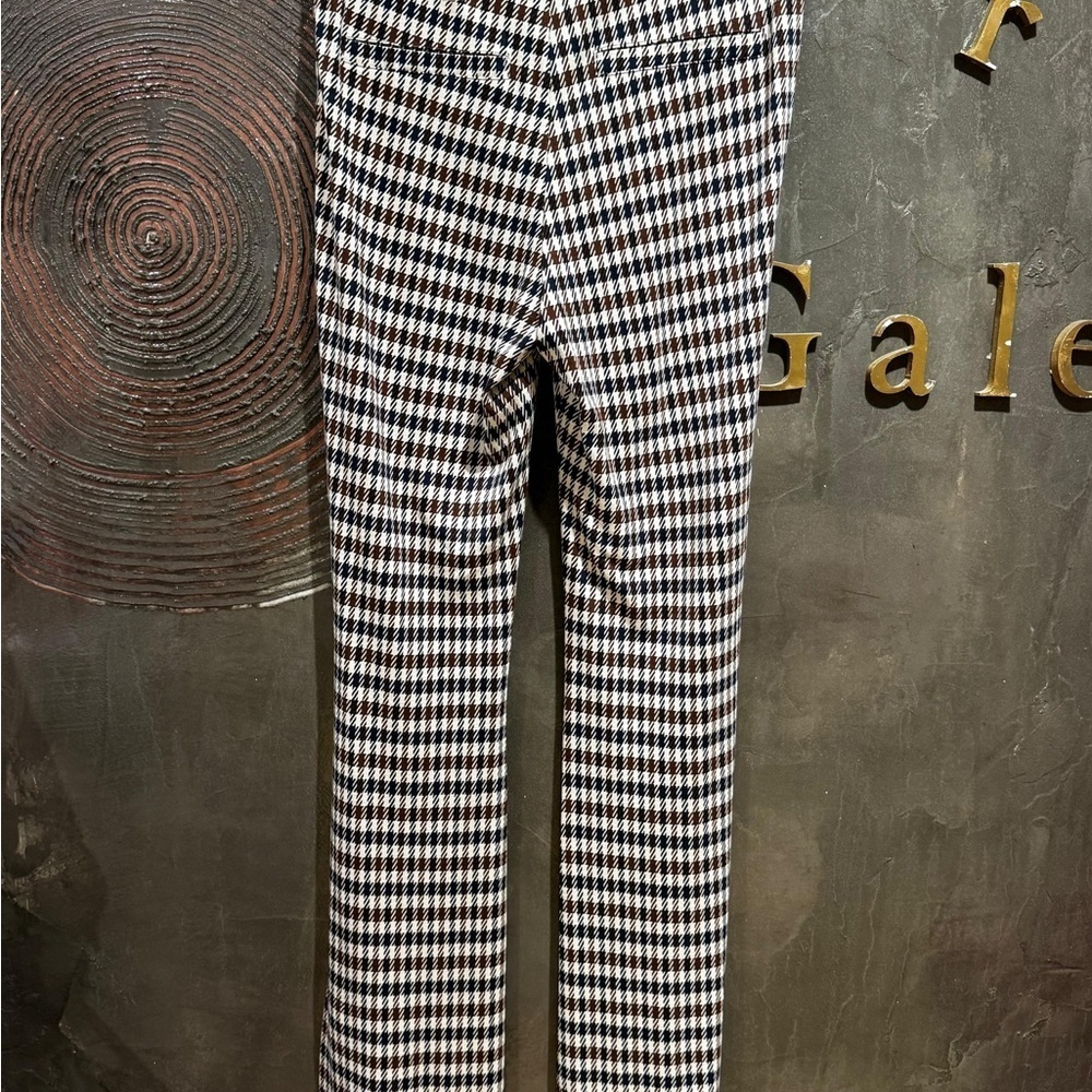 Baum und pferdgarten brown checkered strechy flair Pants size M NWOT - Picture 7 of 11